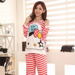 ชุดนอนแขนยาว ลายแมวเหมียว ฟรีไซส์