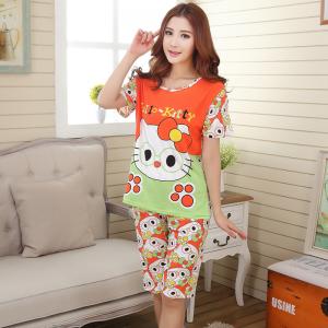 ชุดนอนแขนสั้น ลายคิตตี้ เนื้อนิ่มๆ สวมใส่ในวันเบาๆ