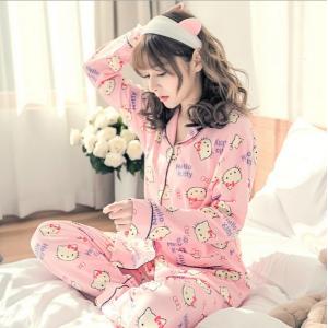 ชุดนอนผู้หญิง แบบกระดุมหน้า ลายคิตตี้แสนน่ารัก แฟชั่นสไตล์เกาหลี