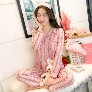 ชุดนอนแขนยาว แฟชั่นสไตล์เกาหลี ลายทางสีหวาน เนื้อผ้านุ่มมาก แบบกระดุุมหน้า