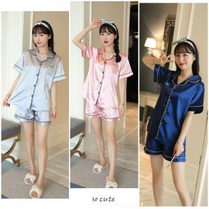 ชุดนอนแขนสั้น ขาสั้น กระดุมหน้า ผ้าซาตินนิ่มลื่น พริ้วๆ สวยสไตล์เกาหลี ใส่สบาย