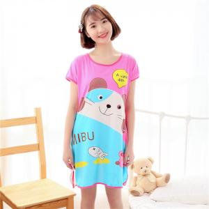 ชุดนอนน่ากระโปรงน่ารัก ลายแมวเหมียวคอเอียง ฟรีไซส์ ผ้ายืด