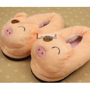 รองเท้าสลิปเปอร์ ใส่ในบ้าน ลายน้องหมูอู๊ด